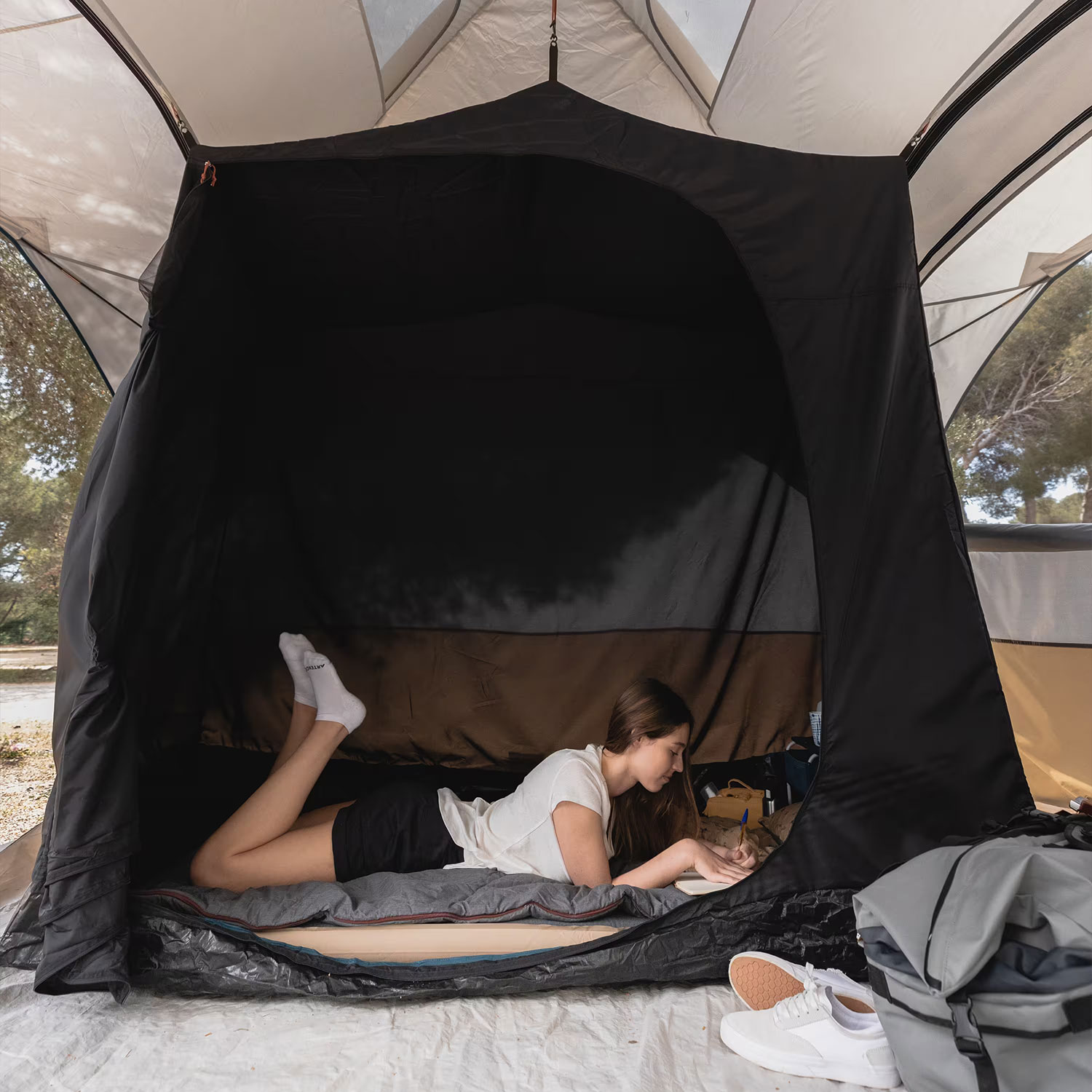 QUECHUA Aufenthaltszelt aufblasbar Base Air Seconds Fresh für 8 Personen